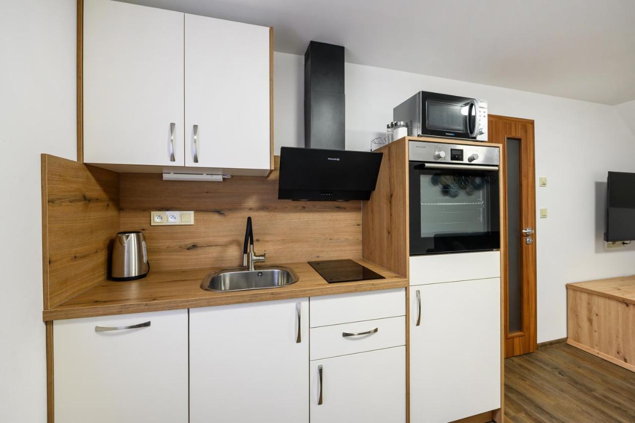 Apartment Zavetri *